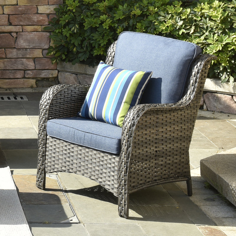 5 - Person Patio Conversation Set with Cushions, Blue