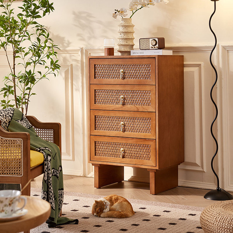 Kaisey Accent Chest