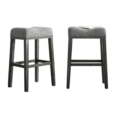 Tabourets de bar rembourrés gris, style selle 29 po. Fabriqué avec du bois et une finition patinée. Moderne pour la maison. De l 2. 18 po x P 13 po x H 29 po. Assemblage requis du siège sans dossier 2 en gris. Fabriqué à partir de grain véritable. Gris.