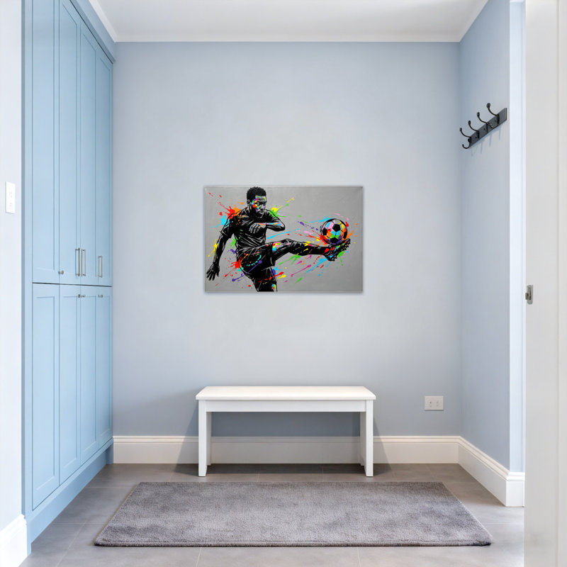 Joueur de soccer coloré en action avec ballon, H 24 po x l 36 po