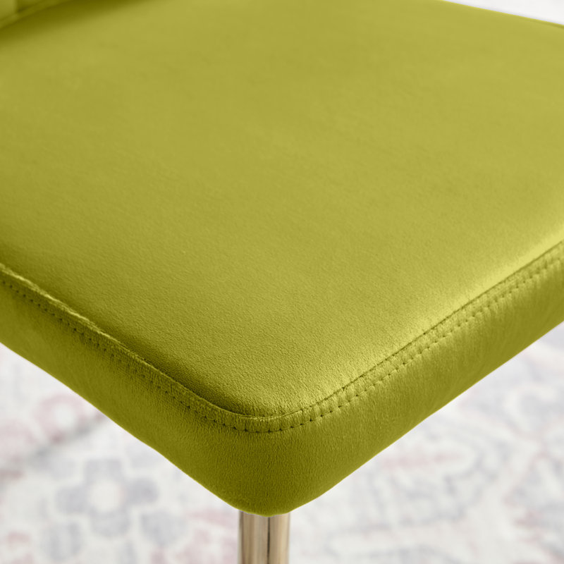 Danno Luxury Scalloped Back Velvet Dining Chairs - Modern Art Deco Style, Green