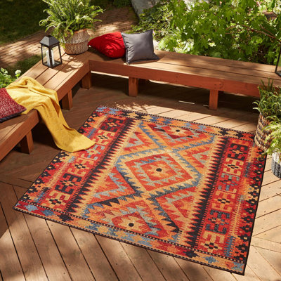 Tapis d'intérieur / extérieur en polypropylène tissé à la machine Lidio - rouge / jaune / bleu