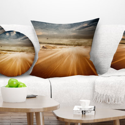 Coussin de mer de pluie avec vagues