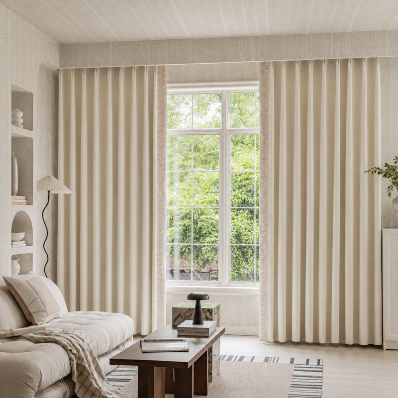 Paire de rideaux obscurcissant en velours Allison (ensemble de 2), Yellowish Cream Fabric/Beige Trim, L 50 po x L 90 po