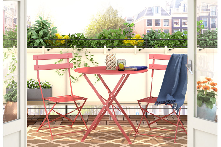 Design ideas for small gardens and balconies