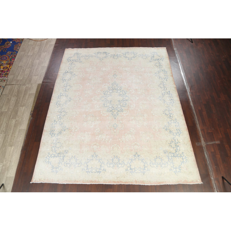 Tapis traditionnel délavé discret 10 x 12