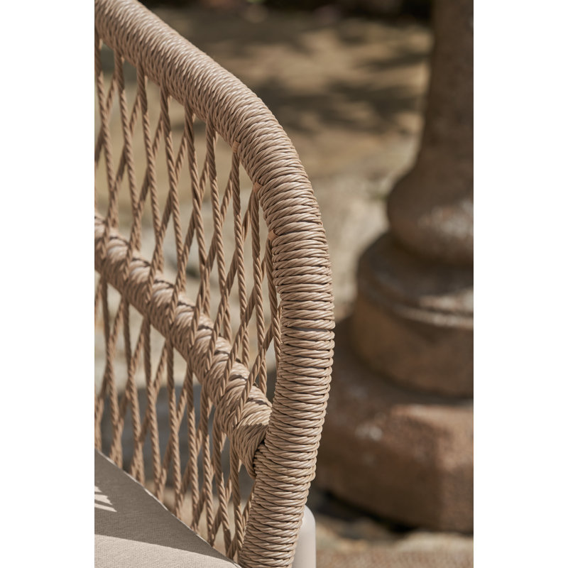 Aris Outdoor Lounge Chair