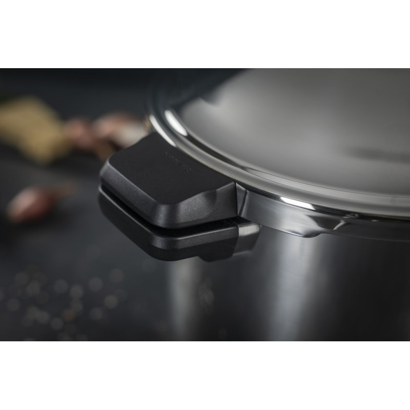 Kuhn Rikon Duromatic Hotel Stainless Steel Pressure Cooker for All Hobs, Side Grips, 8L / 28cm