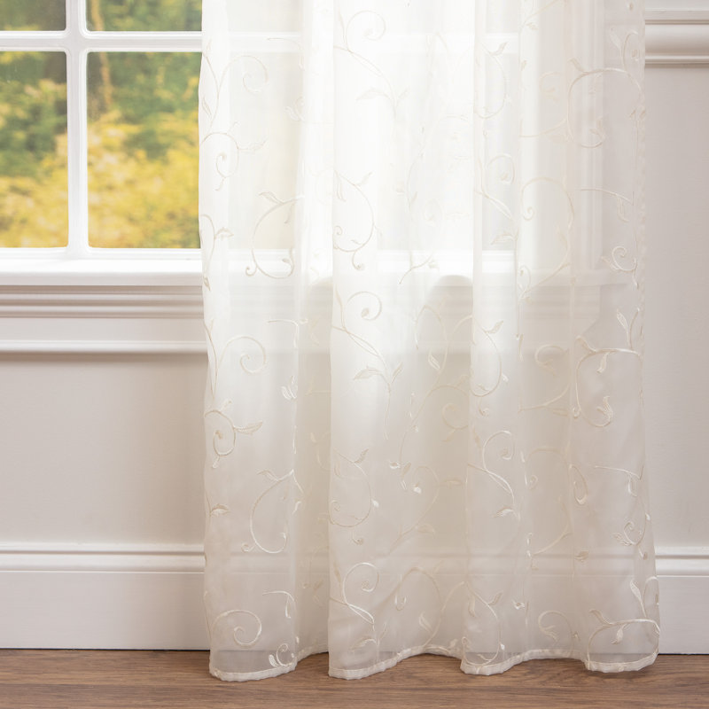 Paire de rideaux transparents avec passe-tringle Delicia, L 52 po x L 63 po, Ivoire