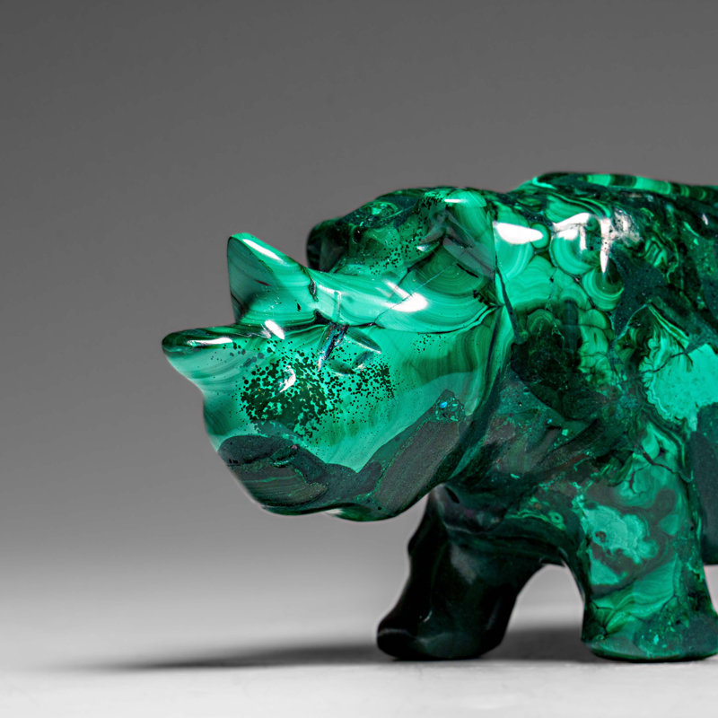 Véritable sculpture de rhinocéros malachite poli (220,7 grammes)