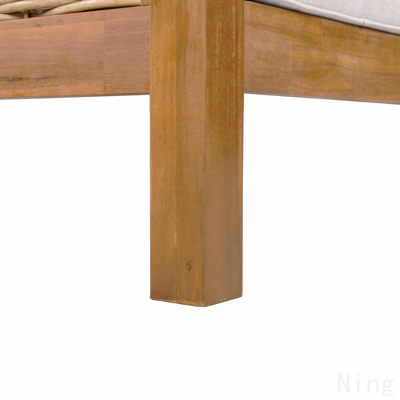 Ensemble de 2 fauteuils club d'extérieur, structure en bois d'acacia avec accoudoirs en osier et coussins beiges, capacité de 400 lb