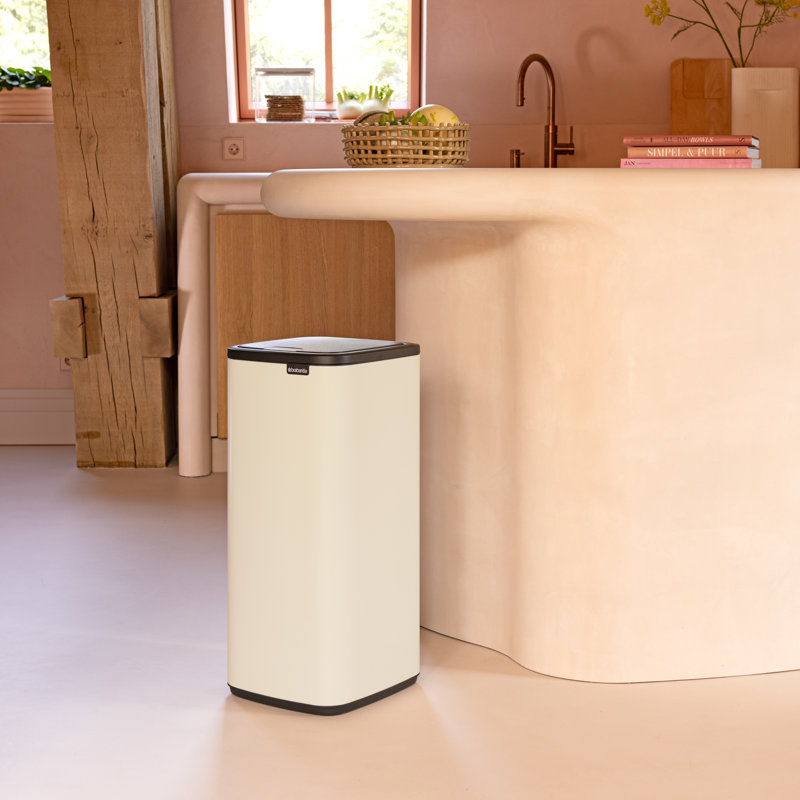 Brabantia Bo Touch Bin 30 Litre, Soft Beige