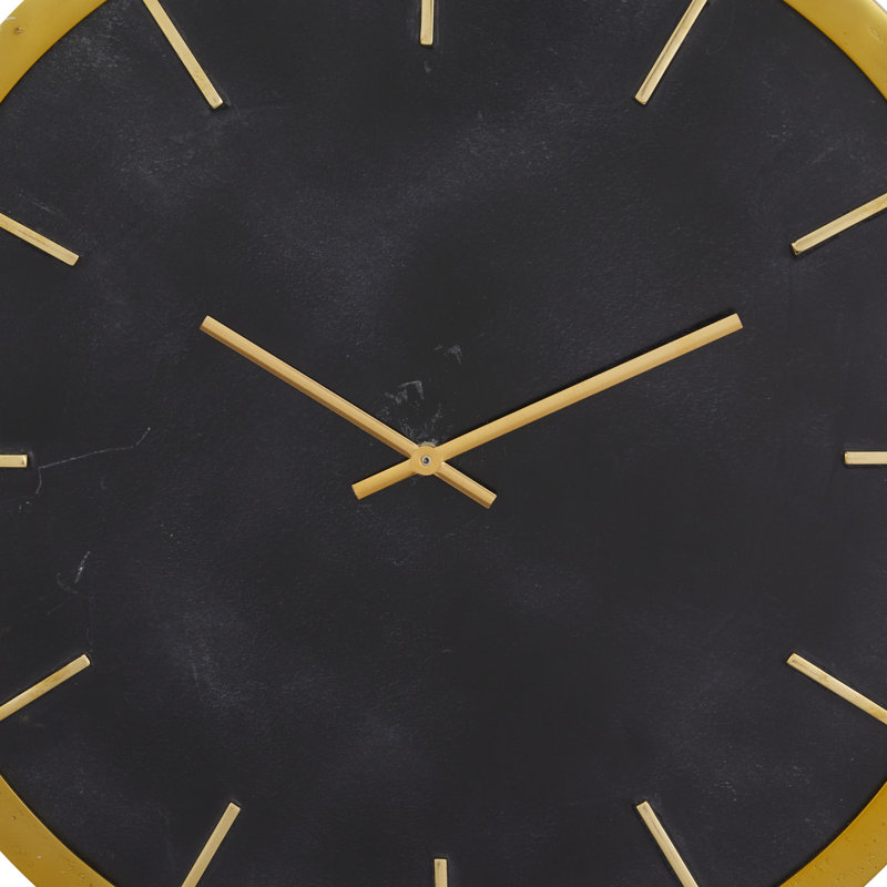 Horloge murale, Noir, H 18,5 po x l 18,6 po x P 1,6 po