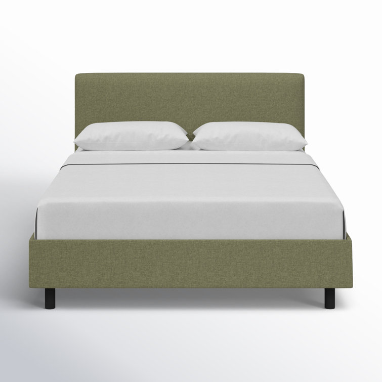 Lit plateforme tapissier Pyburn