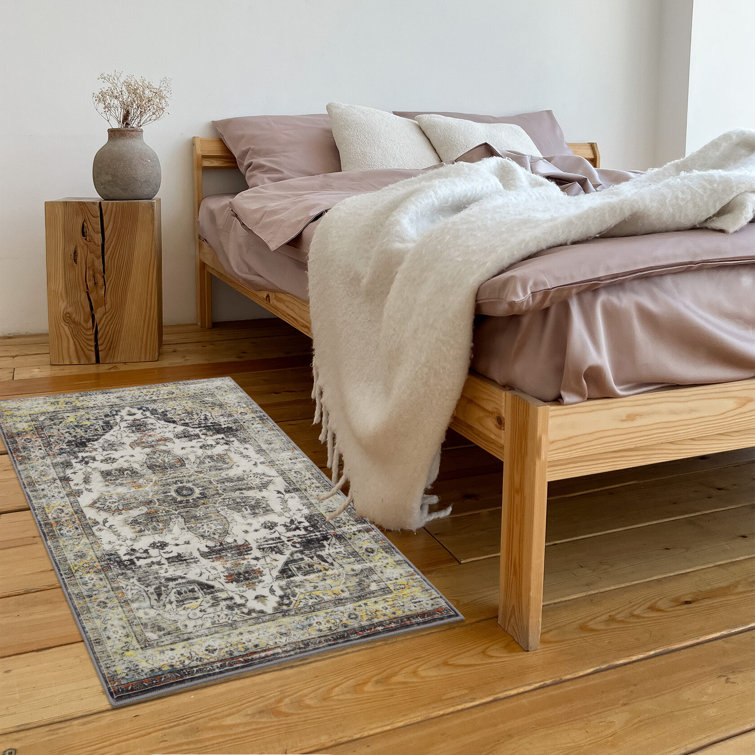Piaf Washable Oriental Indoor Rug