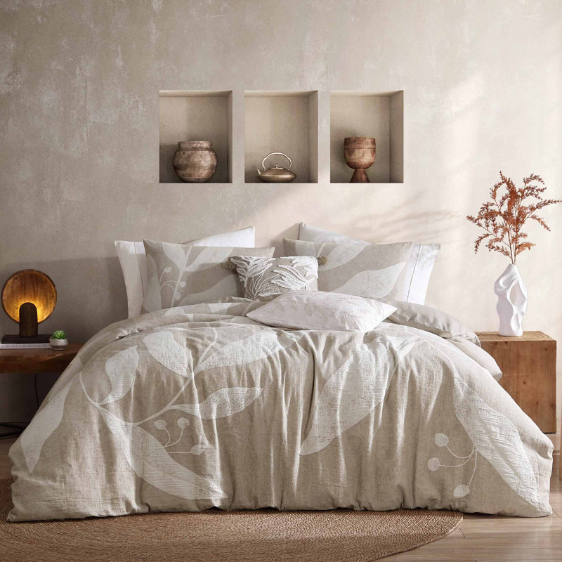 Dalilah 5 Piece King Comforter Set, King Comforter + 4 Additional Pieces