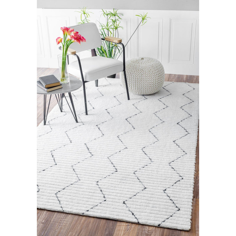 Behrens Geometric Indoor Rug, Rectangle 5' x 8'