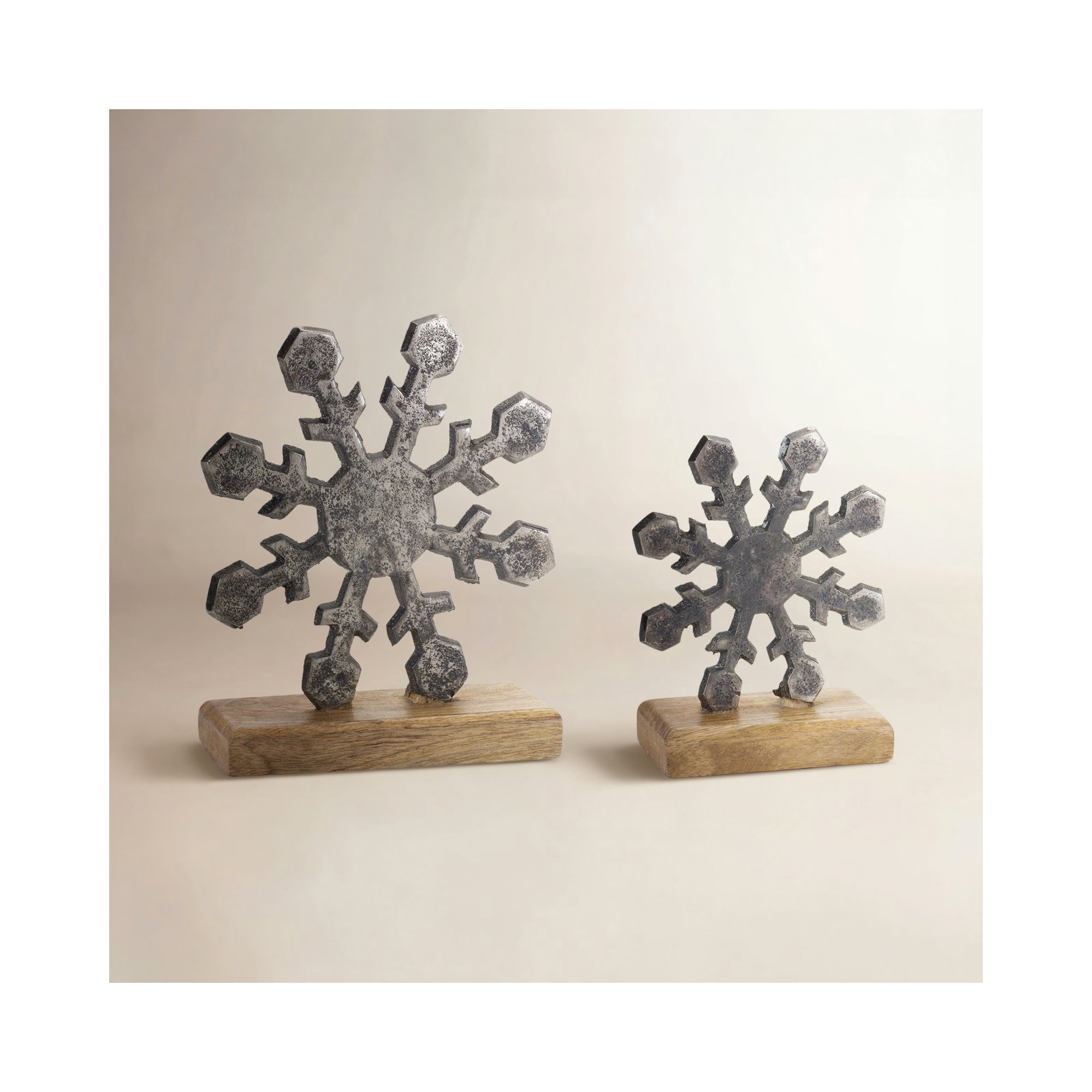 Metal Snowflake on Wood Base (Set of 6)