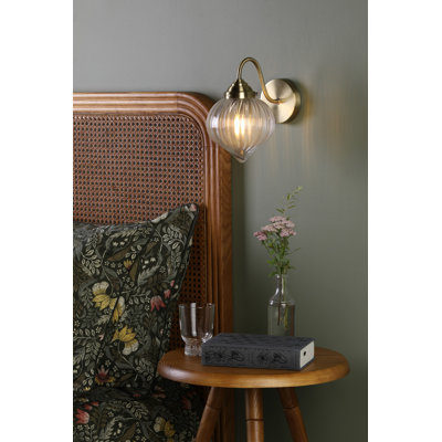 Esther Armed Sconce