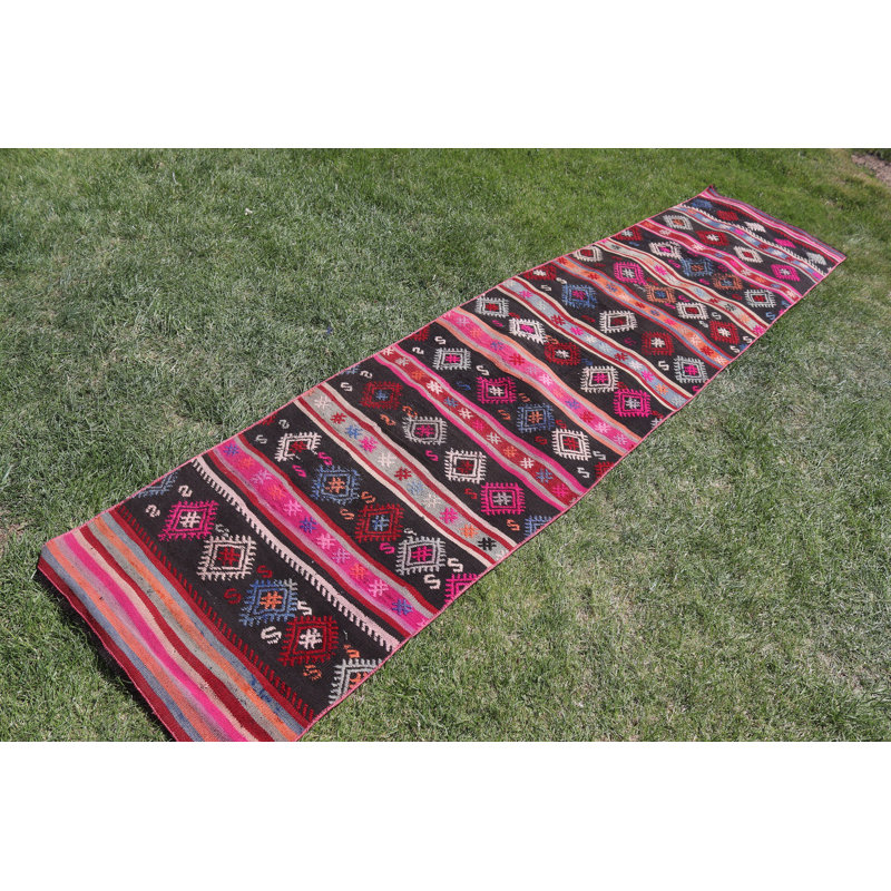 Tapis de style rétro turc Oushak Kilim dans une teinte rose vif idéal pour la décoration de couloir