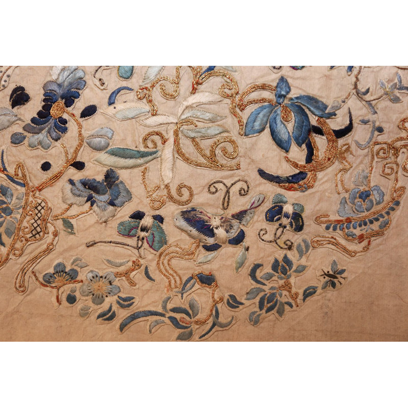 Chinese One-of-a-Kind 8" Area Rug