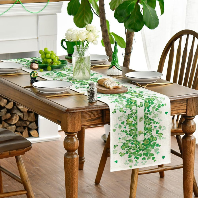 Chemin de table Shamrock, feuilles et cœur