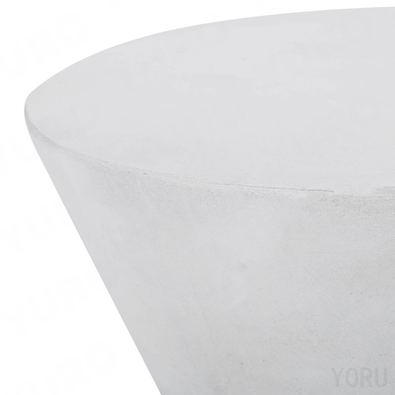 Table d'appoint d'extérieur en béton léger