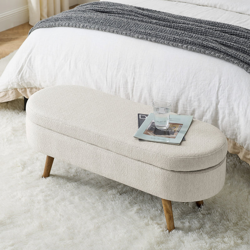 Banc de rangement ovale beige avec pieds en bois d'hévéa fiables - ajoute une touche de classe