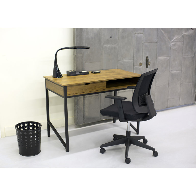 Bureau, Noir