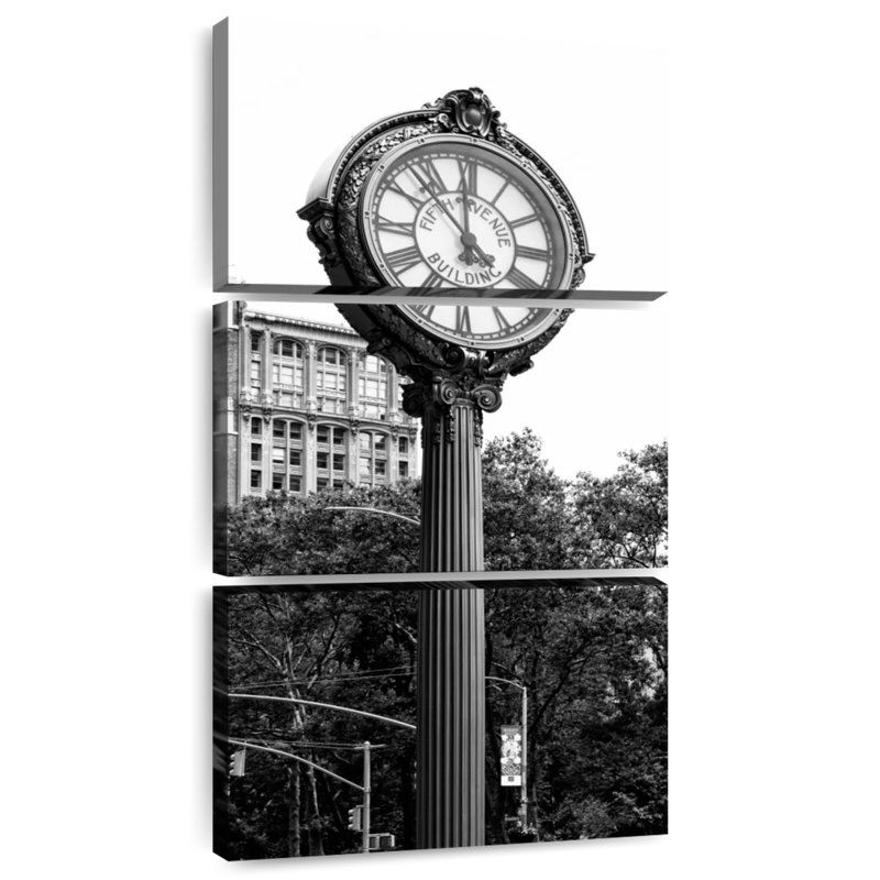 Horloge Fifth Avenue, H 27 po x l 12 po