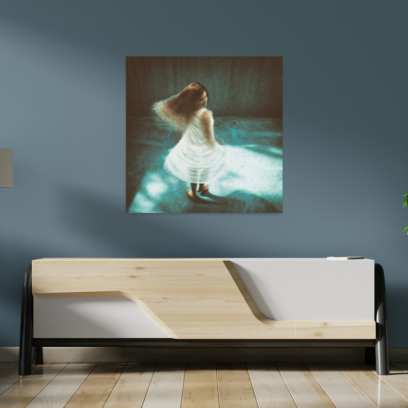 Impression d'art mural éthéré représentant une danseuse rêveuse et élégante, H 36 po x l 36 po