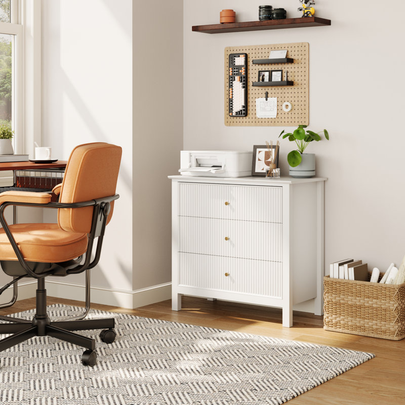 Modern Fluted 3 Drawer Dresser, White