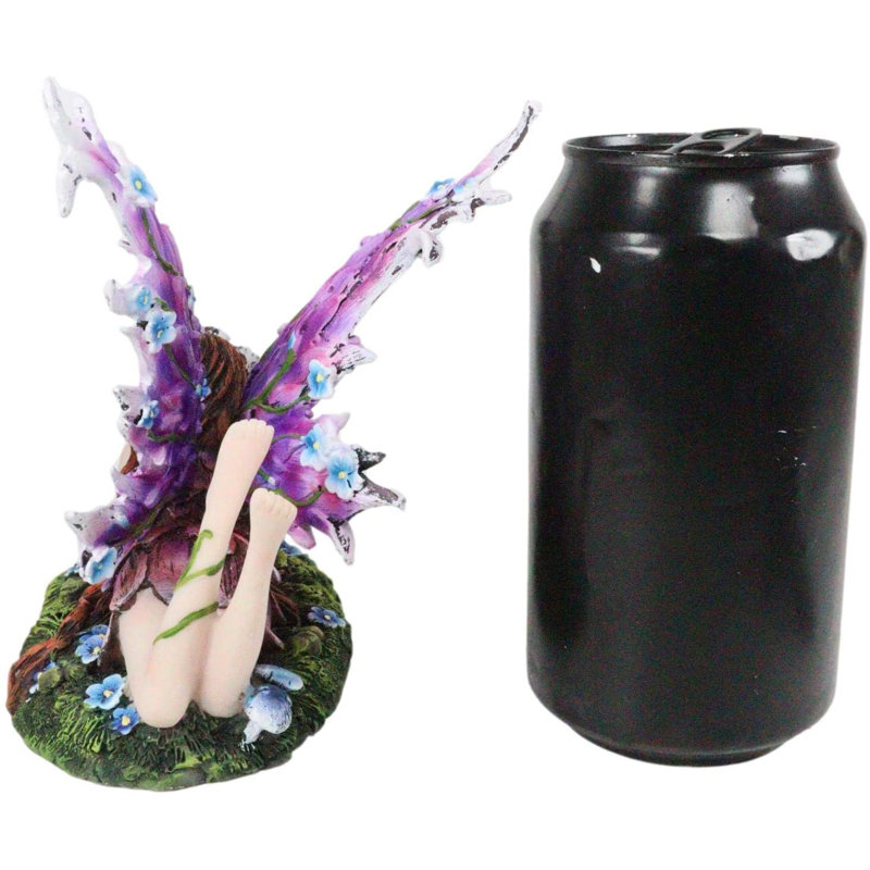 Caenada Figurines & Sculptures