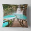 Coussin paysage escalier dans une magnifique cascade-964715189-964715184