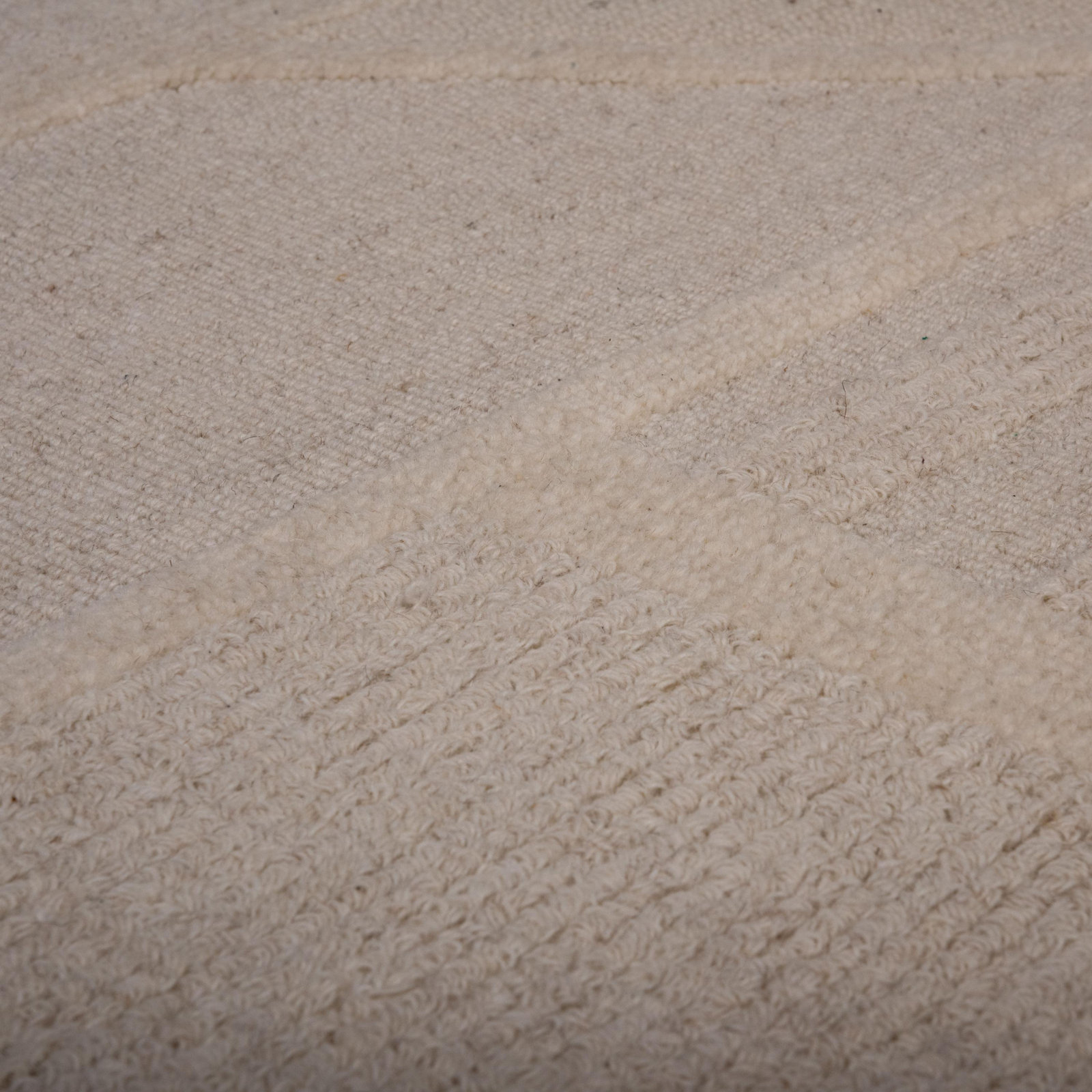 Hand-Tufted Wool Rug, Rectangle 7'9" x 9'9"