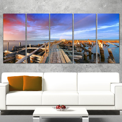 5 - Pieces Modern & Contemporary