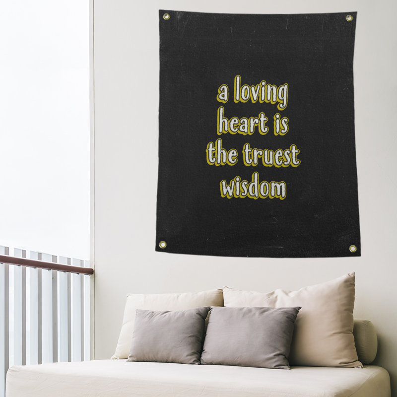 Tapisserie en polyester avec citation en polyester, H 59 pi x l 50 po, Jaune