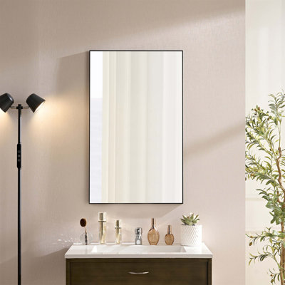 Miroir de salle de bain et de salle de bain mural polyvalent avec suspension en coin, design moderne pour une utilisation décorative et pratique