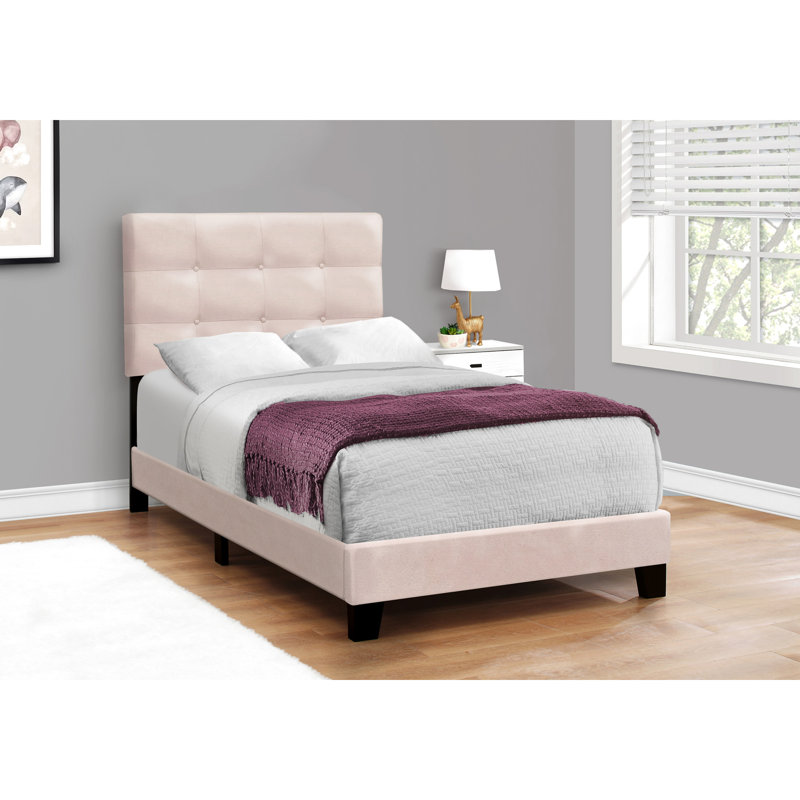 Structure de lit simple en velours rose, design transitionnel pour les meubles de chambre à coucher pour jeunes, revêtement en velours, stable