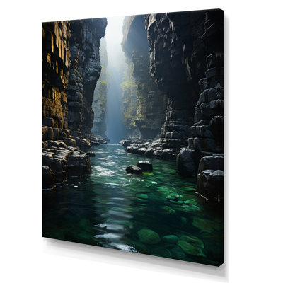 Beckener " Canyon Enigmatic Depths I "