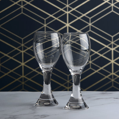 Manhattan Wine Glass Stemware Set