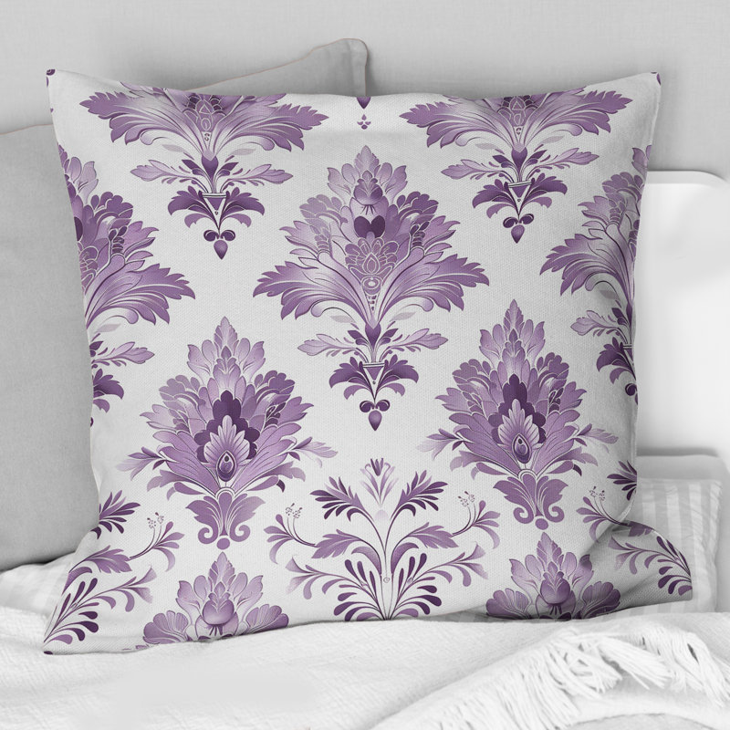 Coussin décoratif damassé à motif floral III - Glam, H 16 po x l 16 po