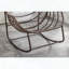 Chaise berçante d'extérieur surdimensionnée en rotin avec coussin rembourré-182964191