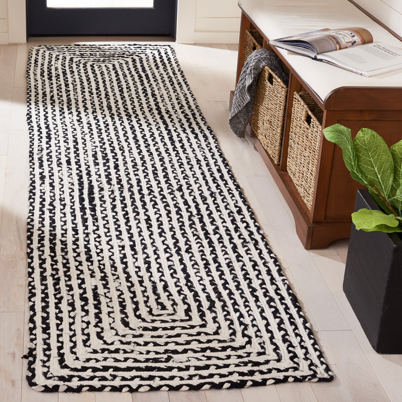 Tapis tressé 260 en noir / ivoire, Tapis de couloir 2 pi 3 po x 9 pi