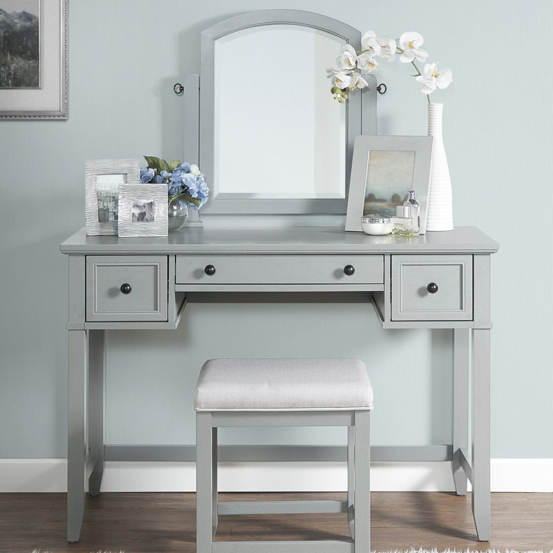 Vanity, Gray