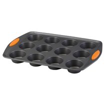 Focus Foodservice Commercial Bakeware Jumbo Muffin Pan with 12
