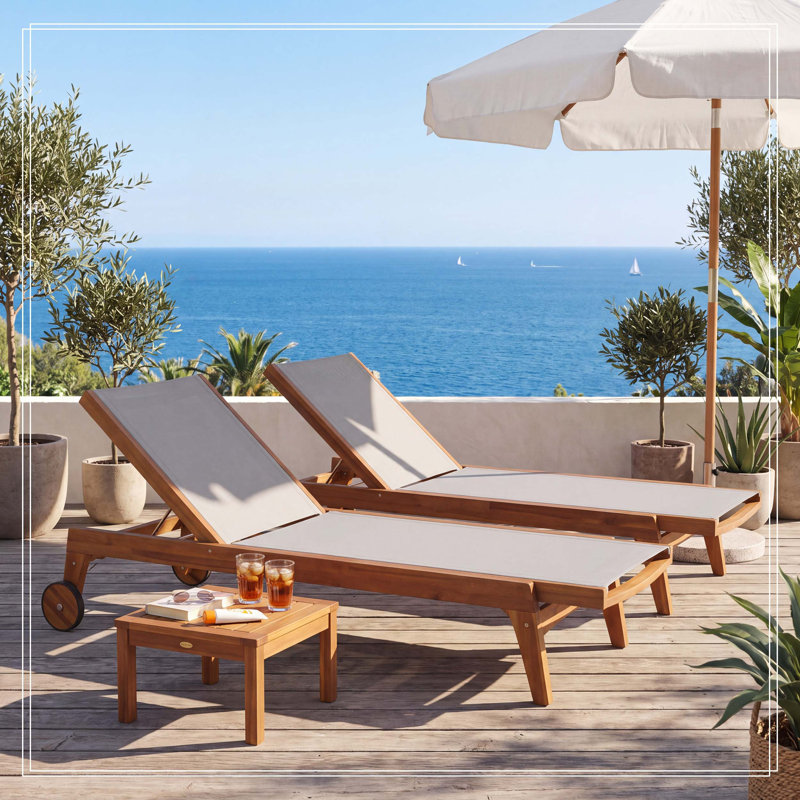 2 chaises longues extérieures