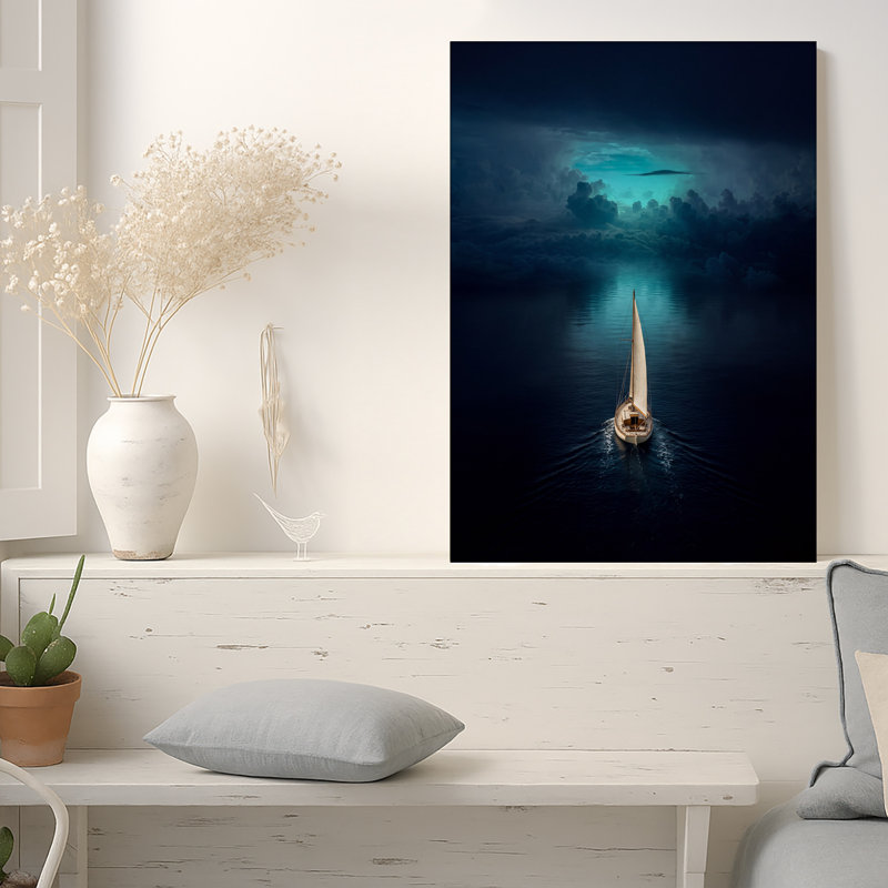 Voilier blanc sur fond d'océan foncé sous un bleu sarcelle, 18"H x 12"W