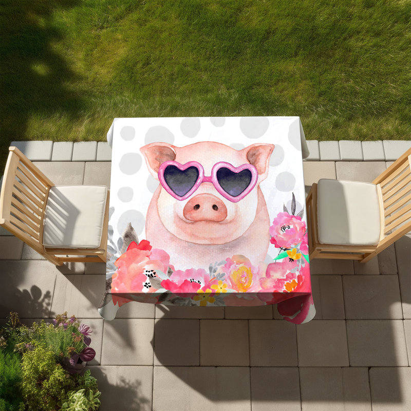 Little pig in love - Illustrative kids tablecloth for decor