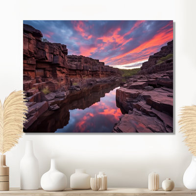 Cazares - Canyon, art mural